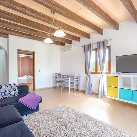 Grau 32 Villa