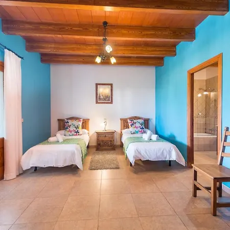 Villa Grau 32 *