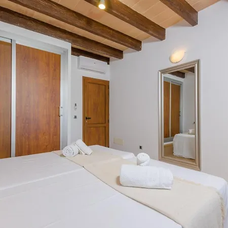 Villa Grau 32